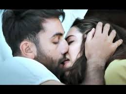 Jul 22, 2015 · hande erçel ile kerem bürsin'in uzun öpüşme sahnesi gündem oldu. Deepika Padukone Hot Kissing Scenes