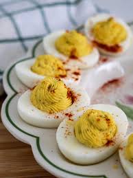 deviled eggs with pickle relish