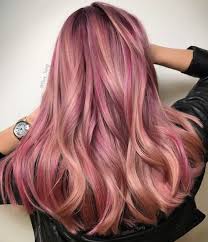 Rose gold accent highlights work seamlessly on red hair. 20 Brilliant Rose Gold Hair Color Ideas For 2021