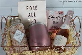 cute diy rosé wine gift basket idea for