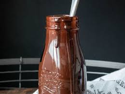 healthy homemade vegan chocolate sauce