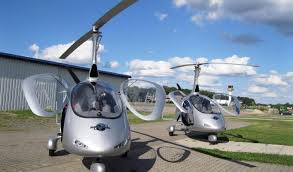 Unlike a gyrocopter, the main rotor is powered, but it uses a simple rotor attach system and weighted rotor tips that maintain a high degree of inertia in the event of a power loss, allowing for a greater chance for a successful autorotation. Wangerooge Mit Dem Gyrocopter Erleben Fun4you