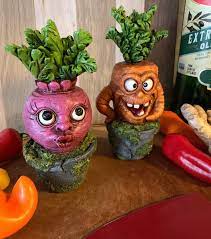 Vegetable Decorations In Pots 6 Living