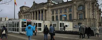 © bundesbildstelle/press and information office of the federal government of germany. Berlin Schwarzbau Am Reichstag Berlin Tagesspiegel
