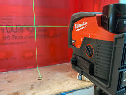 milwaukee green laser tool box buzz