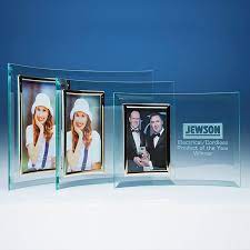 Curved Glass Frame For 3 5x5in Photo