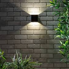 How to choose an up down wall light for your modern space. Naselenie Delnici Krajbrezhie Up Down Lights Outdoor Garydhenry Com