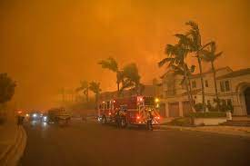 California Wildfire Burns Orange County ...