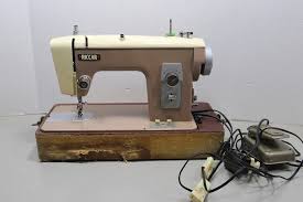 Sewing machine parts sewing machines pfaff restore vintage antiques restoration the originals sewing sewing sleeves. Vintage Riccar Sewing Machine Shopgoodwill Com