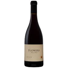 Domaine ostertag produce domaine ostertag pinot noir 2018 , un vino tinto con do alsace pinot noir a base de pinot noir de 2018 y con un grado alcohólico de 12º. 2018 Flowers Pinot Noir Vivino