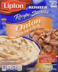 In a roasting pan, sprinkle 1/2 of the onion soup mix in bottom of pan. Amazon Com Lipton Recipe Secrets Soup And Dip Mix Onion 2oz 12 Pack Grocery Gourmet Food