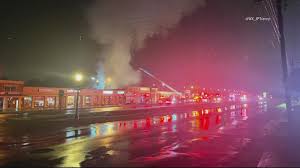 2 alarm strip mall fire reported in