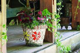 how to decorate flower pots with mosaic
