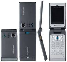 The w380a is 0.62 inch thick, which makes it one of the company's slimmest flip phones. Sony Ericsson W380 Reviews Specs Price Compare