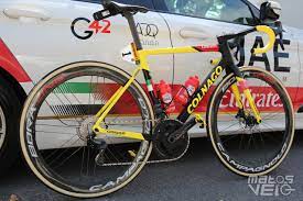 Tour de France 2021 : le Colnago V3RS de Tadej Pogacar - UAE Emirates -  Matos vélo, actualités vélo de route et tests de matériel cyclisme