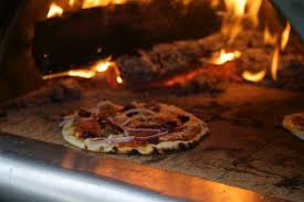 It's been that way for years, but we continue to cook our pizza in standard ovens and settle for soggy or burnt pizza. 29 Diy Pizza Oven Ideas How To Make A Pizza Oven