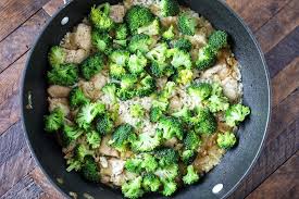 After ten minutes is up, give it a stir and add the broccoli. One Pot Chicken Broccoli And Rice