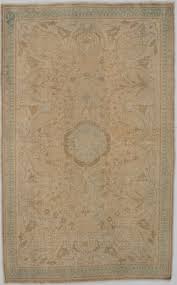 hand knotted oriental area rug carpet