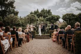 Unusual And Unique Wedding Venues In