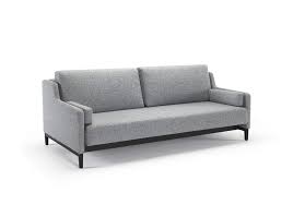 Италианският разтегателен диван е класически модел диван с линейни форми и широки италианският разтегателен диван впечатлява с оригинален дизайн, а освен това има много. Dizajnerski Raztegatelen Divan Hermod Homeselection Bg