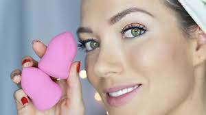 how to use a beauty blending sponge for