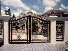 Iron Swing Compound Wall Gate In