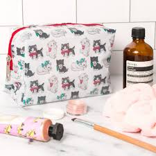 little kitties cosmetic bag by mad beauty