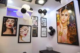 the glam makeup studio in matiyari