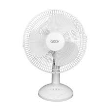 An oscillating fan is a more economical way to beat the heat as compared to an air conditioner. Go On 12 Oscillating Desk Fan White Staples Ca