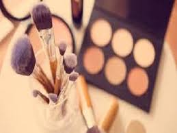 makeup course market to set