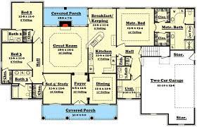 4 Bedroom 2500 Square Foot House Plan
