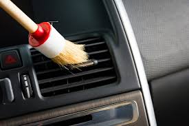 the best ways to clean car vents during