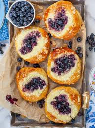blueberry cheese vatrushka buns