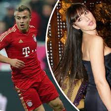 ⚽️football agent esha sportmarketing ari.shaqiri@eshasport.ch. Fc Bayern Shaqiri Unterwegs Mit Monica Bellucci Fc Bayern