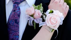pick the perfect prom corsage flowers