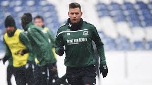 Tümü | bugün sorunsallar (1). Bundesliga Hannover 96 Leiht Adam Szalai Aus