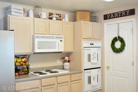 farmhouse inspired kitchen decor the