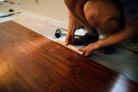 laminate flooring vs hardwood what s