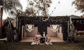 Swoon Worthy Backyard Wedding Ideas For