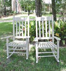 Painting Outdoor Wood Furniture