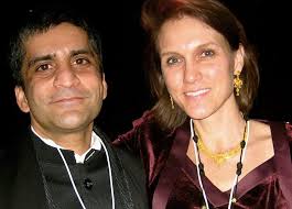 Harvard Business School Professor Rakesh Khurana and wife Stephanie Khurana, executive director of the Tobin Project, will serve as masters of Cabot House. - 013239_1230679.jpg.800x573_q95_crop-smart_upscale