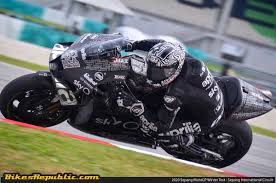 Motogp bike cost in year 2020 currently between $1.5 million to the bikes were insured, because single accident in motogp racing cost between $20,000 to $50,000 reported in 2018 by (tsm sportz). 2020 Aprilia Rs Gp Breaking New Grounds In Motogp Bikesrepublic