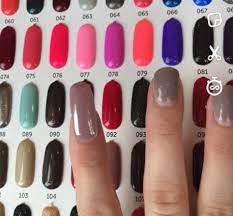 nail polish colour in a salon