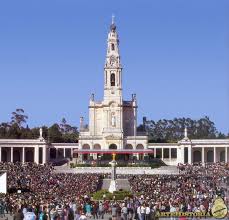 Resultado de imagen para imagenes de la basílica de la virgen de Fátima en Portugal