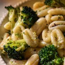 sauteed broccoli and cavatelli recipe