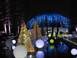 great places to see holiday lights