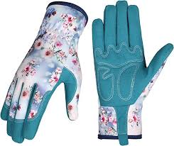 The 10 Best Gardening Gloves According