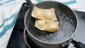 Do you cover ravioli when boiling?