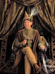 In the light of recent messages i have been receiving, this is a friendly reminder that i am *not* kenneth branagh. Harry Potter Hilarious Photos Of Kenneth Branagh As Gilderoy Lockhart Ew Com
