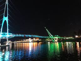 Latest darul hana musical fountain schedule can be checked from google.com or waterfront official page at. The Beautiful And Unique Bridge Review Of Darul Hana Bridge Kuching Malaysia Tripadvisor